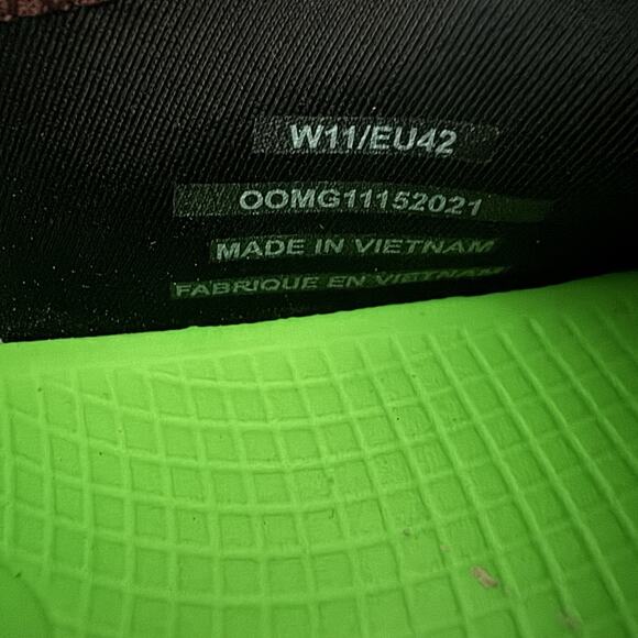 OOFOS Women's Size 11 Oomg Eezee Low Comfort Recovery Shoes Cabaret Burgundy - Picture 12 of 12